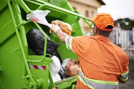 Best Dumpster Rental Services  in Saranac, MI